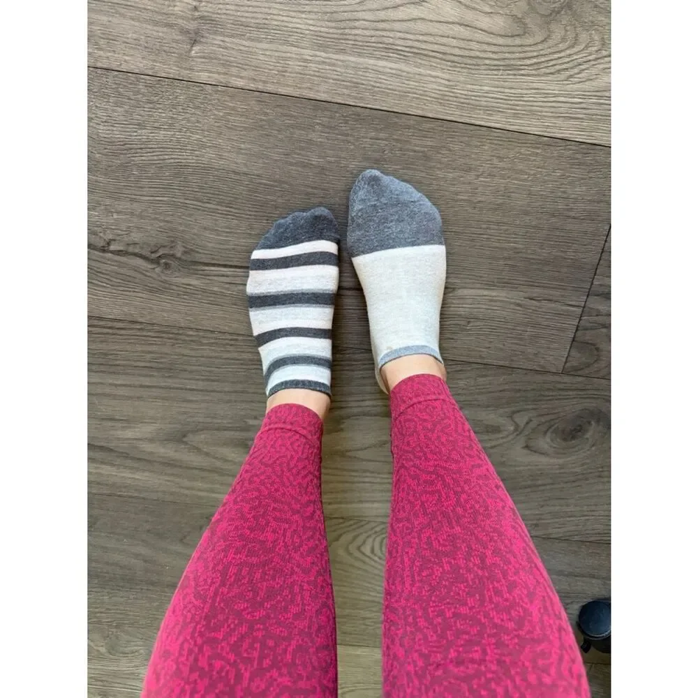 No Brand grey cream